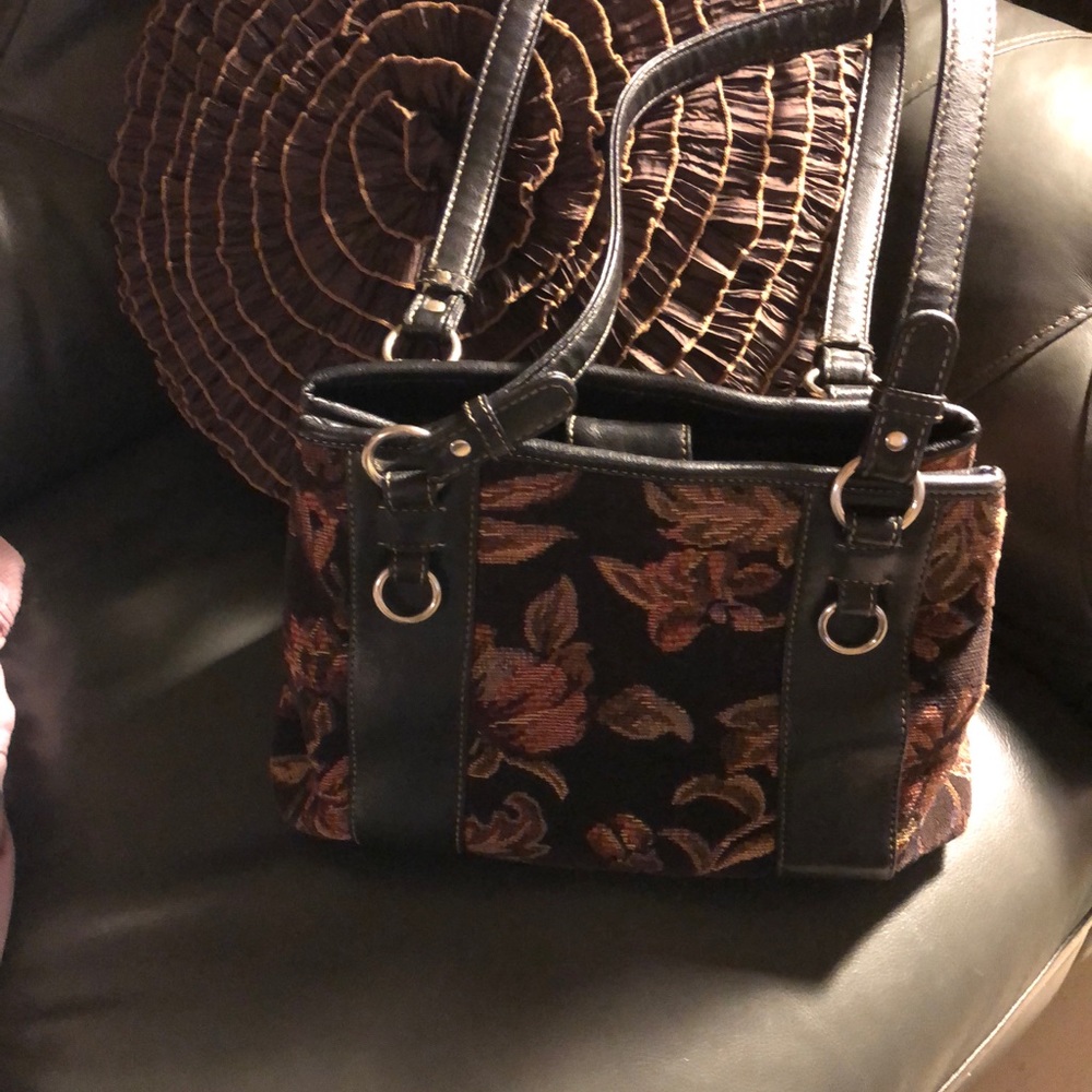 Handbag - Picture 5 of 7